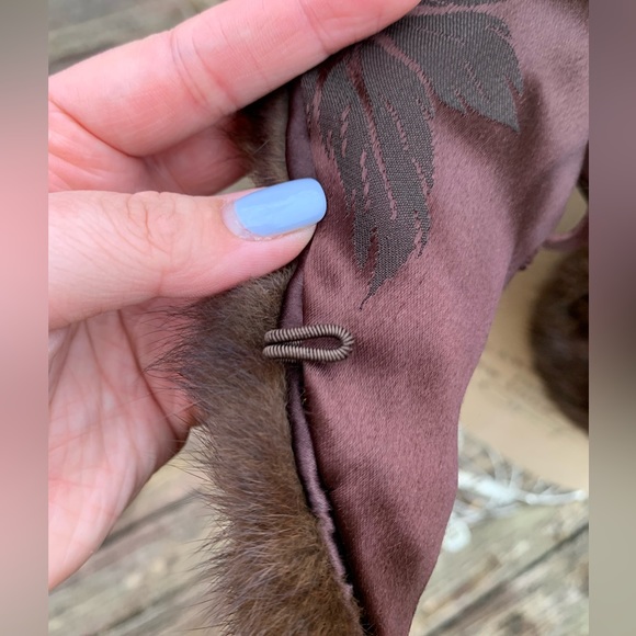 Real Fur Vintage Capelet - Picture 6 of 16